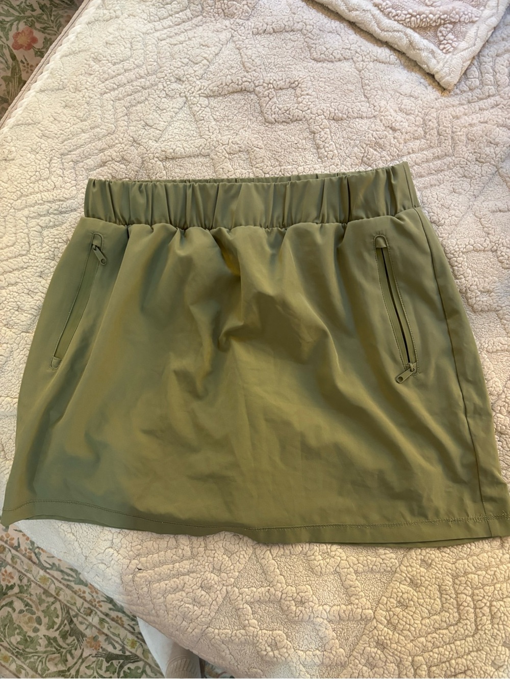 Olive Green Women's Mini Skirt with Elastic Waist and Zip Pockets